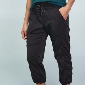 The North Face Aphrodite 2.0 Capri Women's Black M